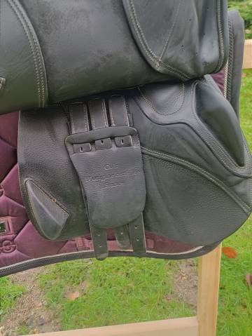 Sella da salto ostacoli Ikonic  18" - 2018