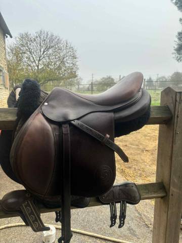 Sella da salto ostacoli Forestier  17" - 2021