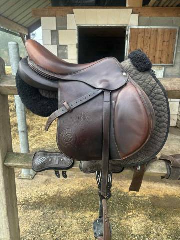 Sella da salto ostacoli Forestier  17" - 2021