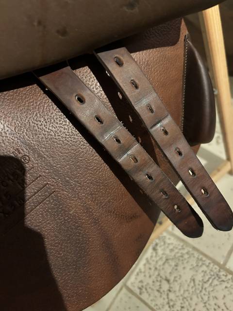 Sella da salto ostacoli Delgrange  17.5" - 2025