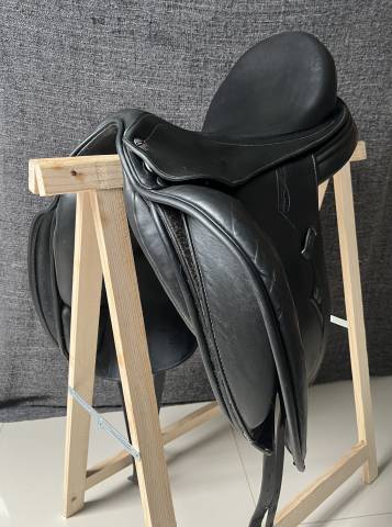 Sella da dressage Erreplus Impulse 17" - 2019