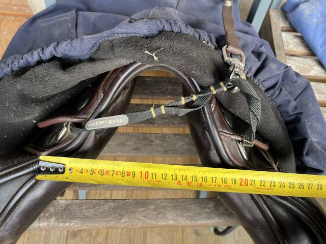 Sella da salto ostacoli Prestige Italia  17" - 2018