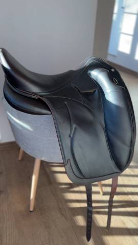 Sella da dressage Devoucoux  17.5" - 2017