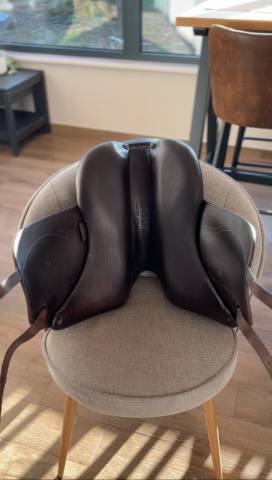 Sella da dressage Devoucoux  17.5" - 2017