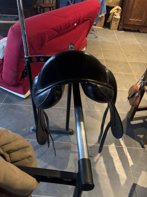 Sella da dressage Childeric  17" - 2014