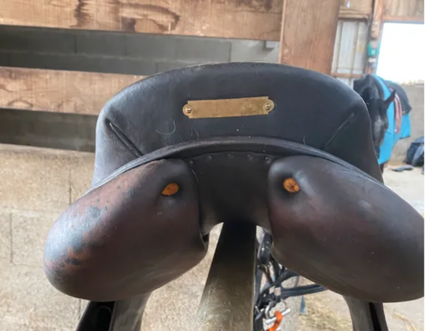 Sella da salto ostacoli Delgrange  17.5" - 2015