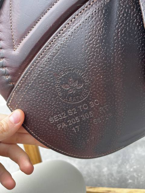 Sella da salto ostacoli CWD  17.5" - 2017