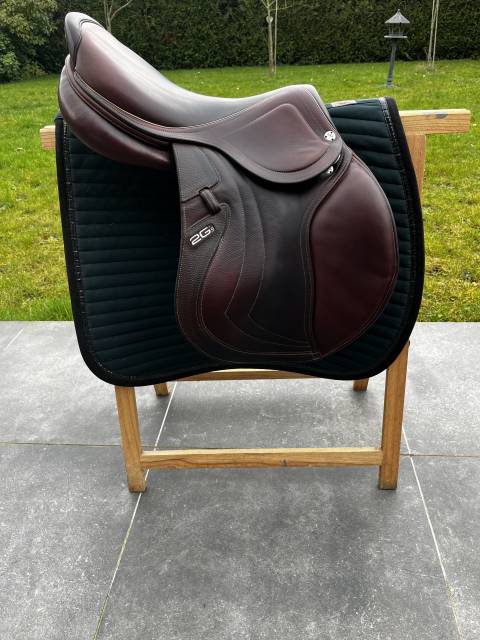 Sella da salto ostacoli CWD  17.5" - 2017