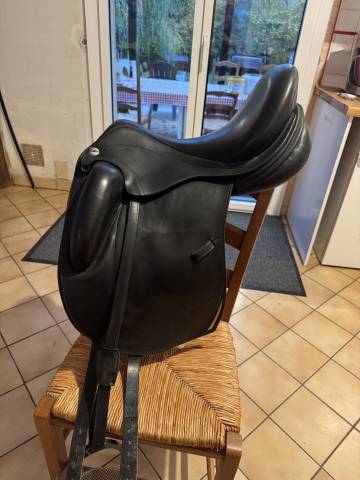 Sella da dressage Erreplus Freestyle 17" - 2023