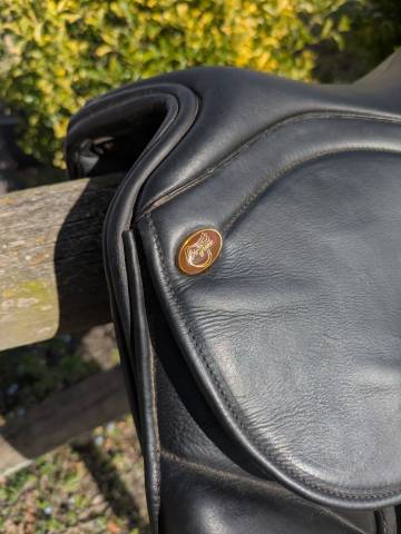 Sella da dressage Eric Thomas  17" - 2022