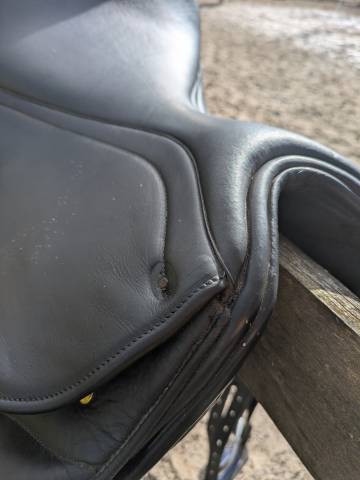 Sella da dressage Eric Thomas  17" - 2022