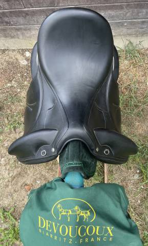 Sella da dressage Devoucoux  17.5" - 2020