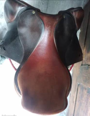 Sella da salto ostacoli Delgrange  17.5" - 2008