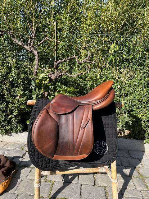 Sella da salto ostacoli Butet  17.5" - 2021