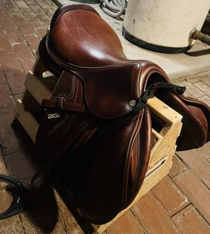 Sella da salto ostacoli CWD  17" - 2023