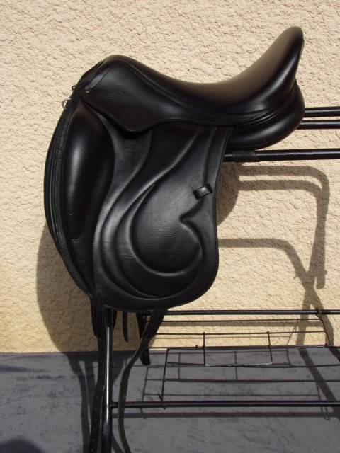 Sella da dressage Antar&egrave;s  17.5" - 2022