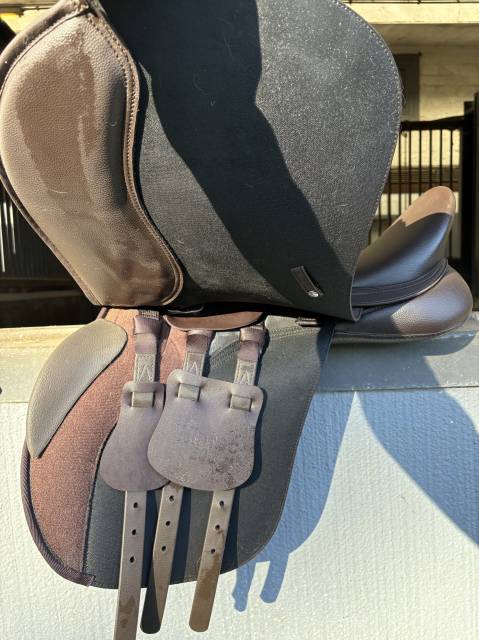 Sella mista Wintec  17.5" - 2022