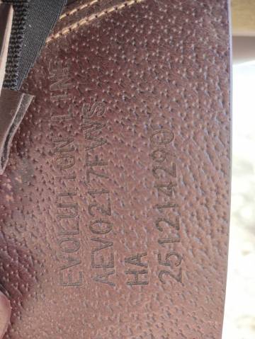 Sella mista Ikonic Confort evo 17" - 2026