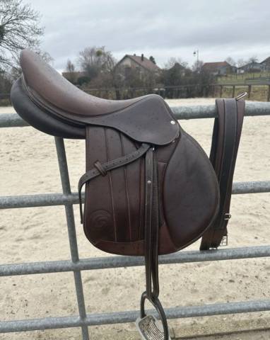 Sella da salto ostacoli Forestier  18" - 2022