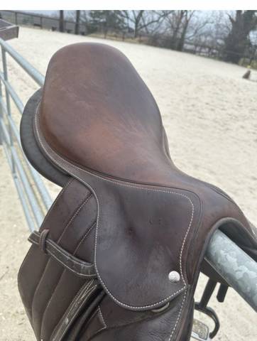 Sella da salto ostacoli Forestier  18" - 2022