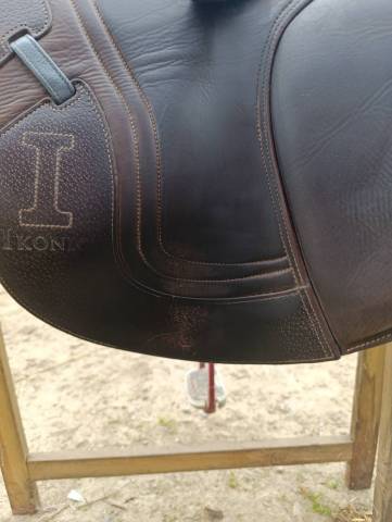 Sella mista Ikonic  17" - 2022