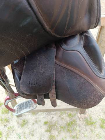 Sella mista Ikonic  17" - 2022