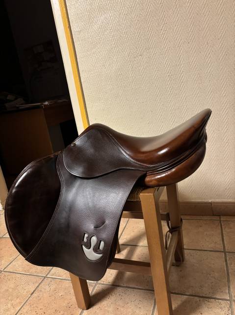 Sella da salto ostacoli Delgrange  17.5" - 2020