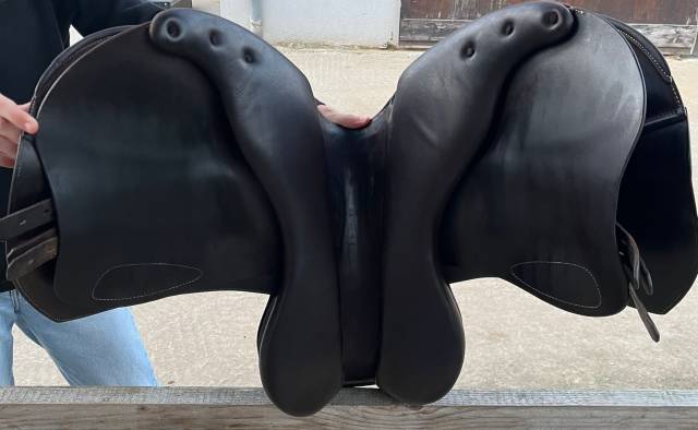 Altra sella Prestige Italia Triomphe  17" - 2014