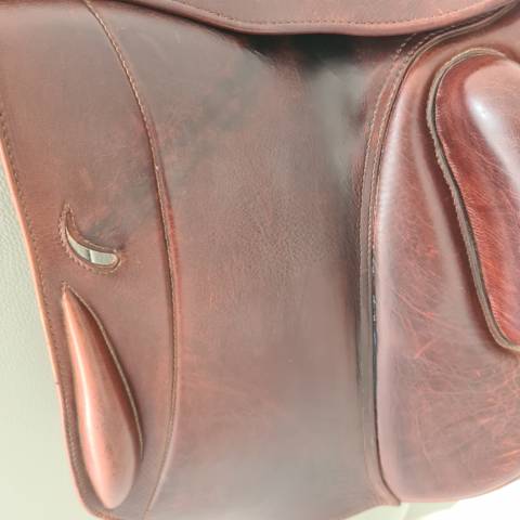 Sella da dressage  Saint Georges 17.5" - 2009