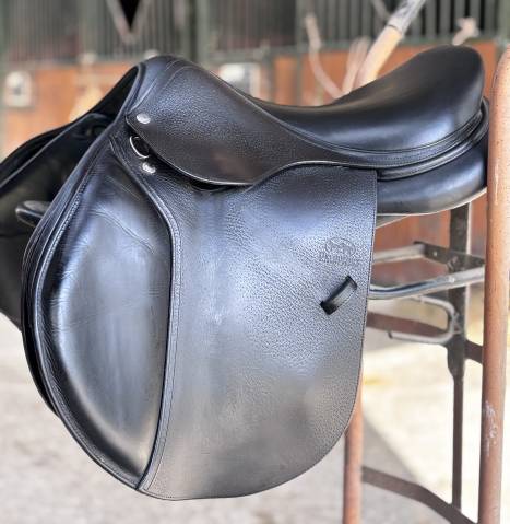 Sella da salto ostacoli Devoucoux  17" - 2017