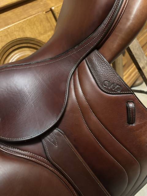 Sella da salto ostacoli CWD  17.5" - 2021