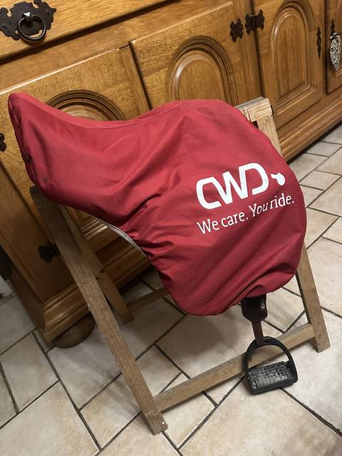 Sella da salto ostacoli CWD  17.5" - 2021