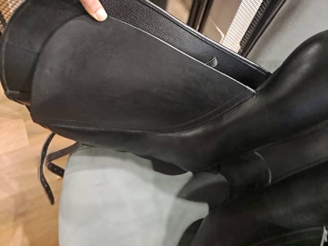 Sella da dressage GFS Dressage cob 17" - 2023