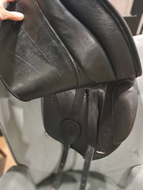 Sella da dressage GFS Dressage cob 17" - 2023