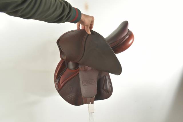 Sella da salto ostacoli CWD  17.5" - 2023