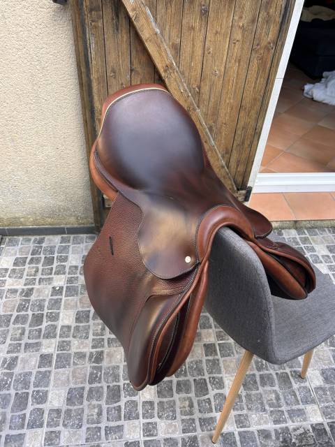 Sella mista Jump in One 17.5" - 2024