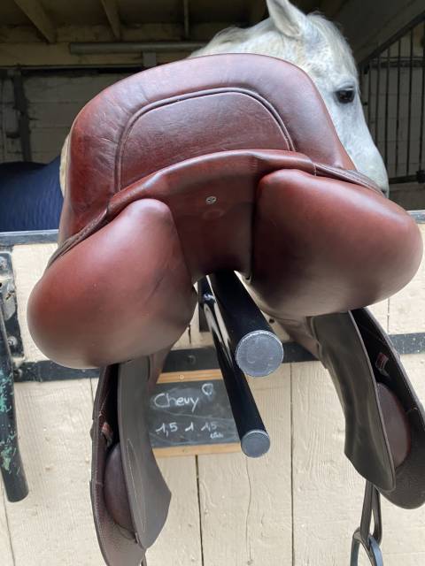 Sella da salto ostacoli CWD  17.5" - 2021