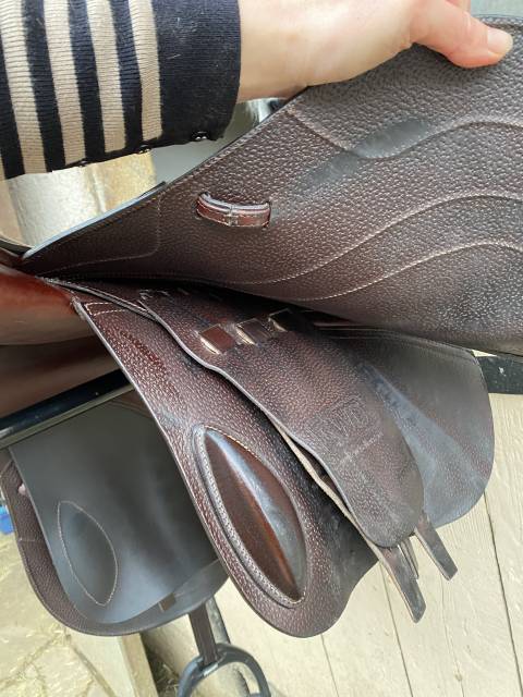 Sella da salto ostacoli CWD  17.5" - 2021