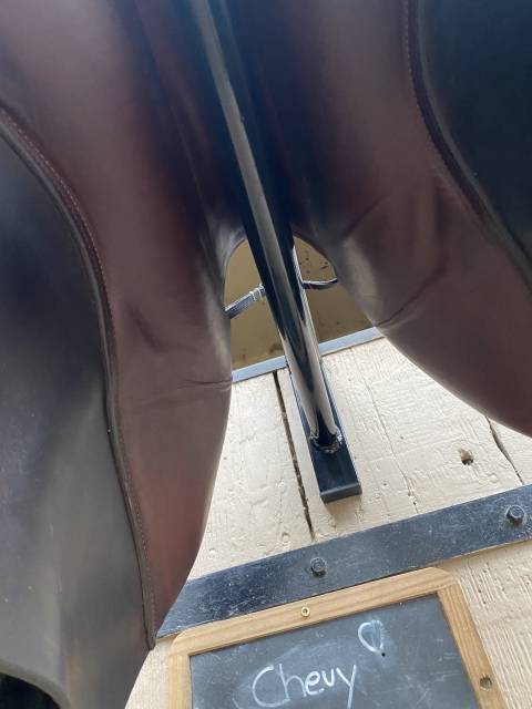 Sella da salto ostacoli CWD  17.5" - 2021