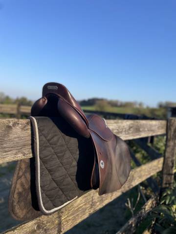 Sella da salto ostacoli Meyer  18" - 2023