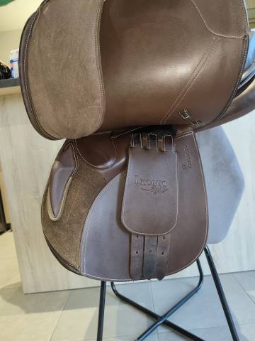 Sella mista Ikonic Light mixte comfort  17" - 2022