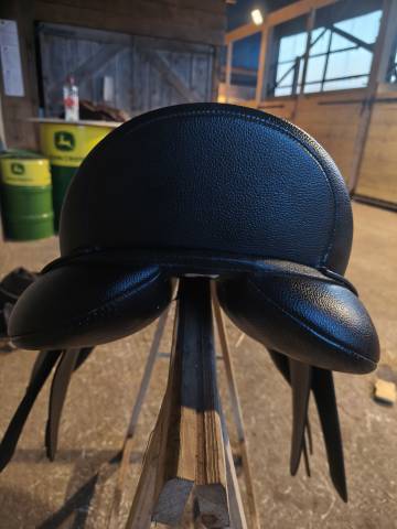 Sella mista Wintec  17.5" - 2022