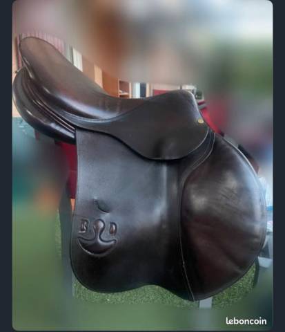 Sella da salto ostacoli Delgrange  17.5" - 2009