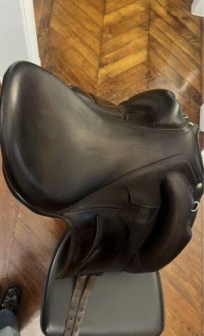 Sella da dressage Devoucoux  17.5" - 2017