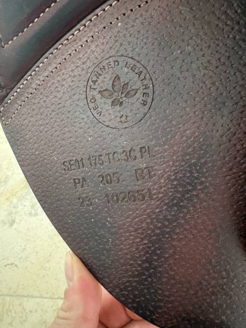 Sella da salto ostacoli CWD  17.5" - 2023