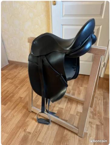 Sella da dressage   17.5" - 2005