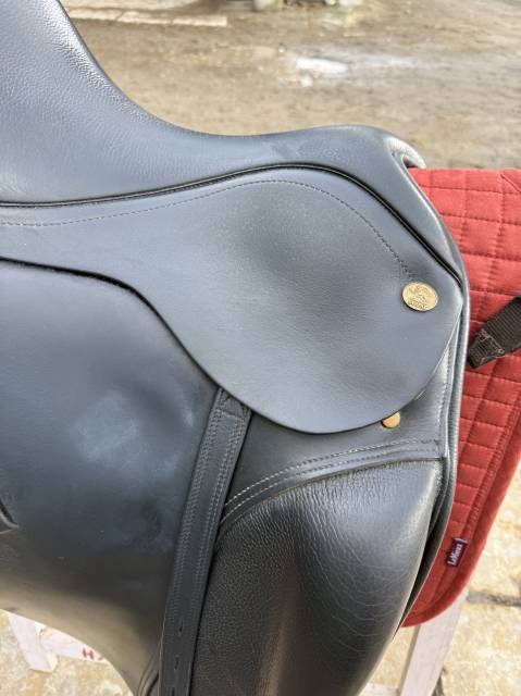 Sella da dressage Fairfax  17.5" - 2017