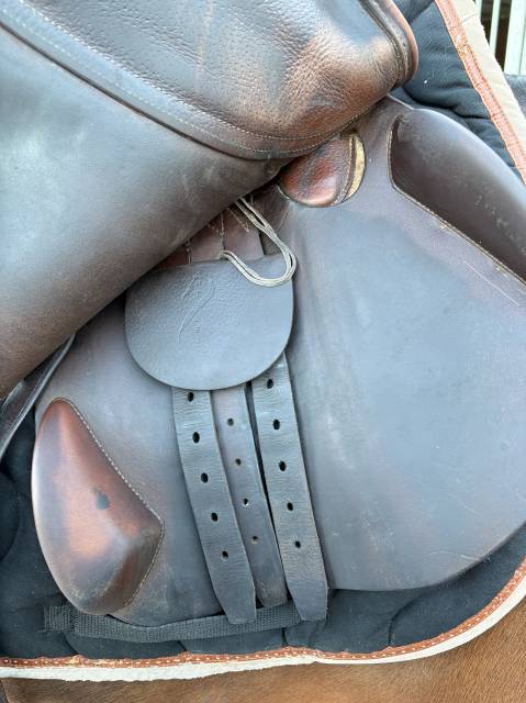 Sella da salto ostacoli Antar&egrave;s  17" - 2007