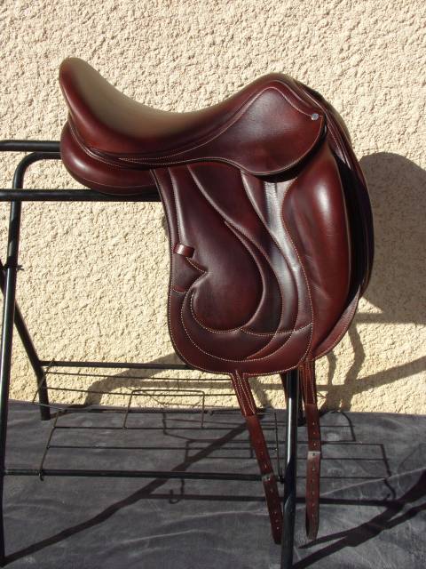 Sella da dressage Antar&egrave;s  17.5" - 2024