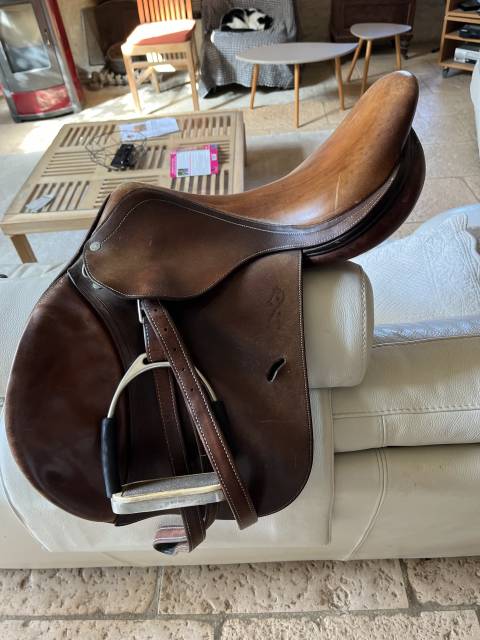 Sella da salto ostacoli Antar&egrave;s  17.5" - 2002